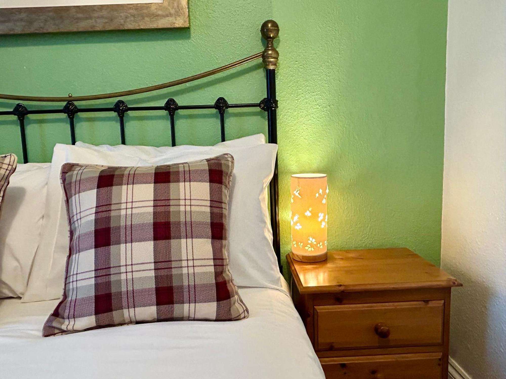 Clarence Quarters Self-Catering Guest House Portsmouth Extérieur photo
