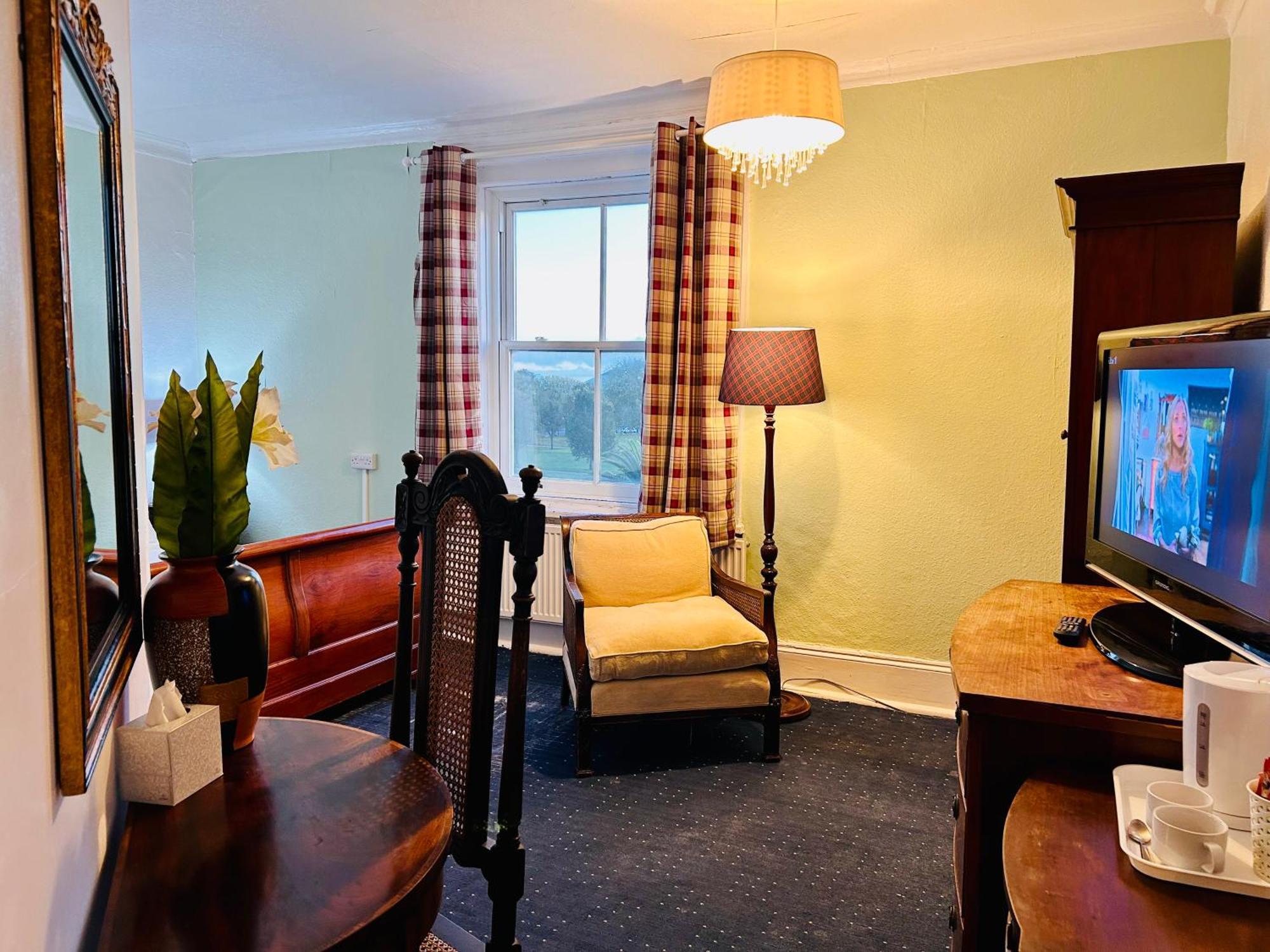Clarence Quarters Self-Catering Guest House Portsmouth Extérieur photo