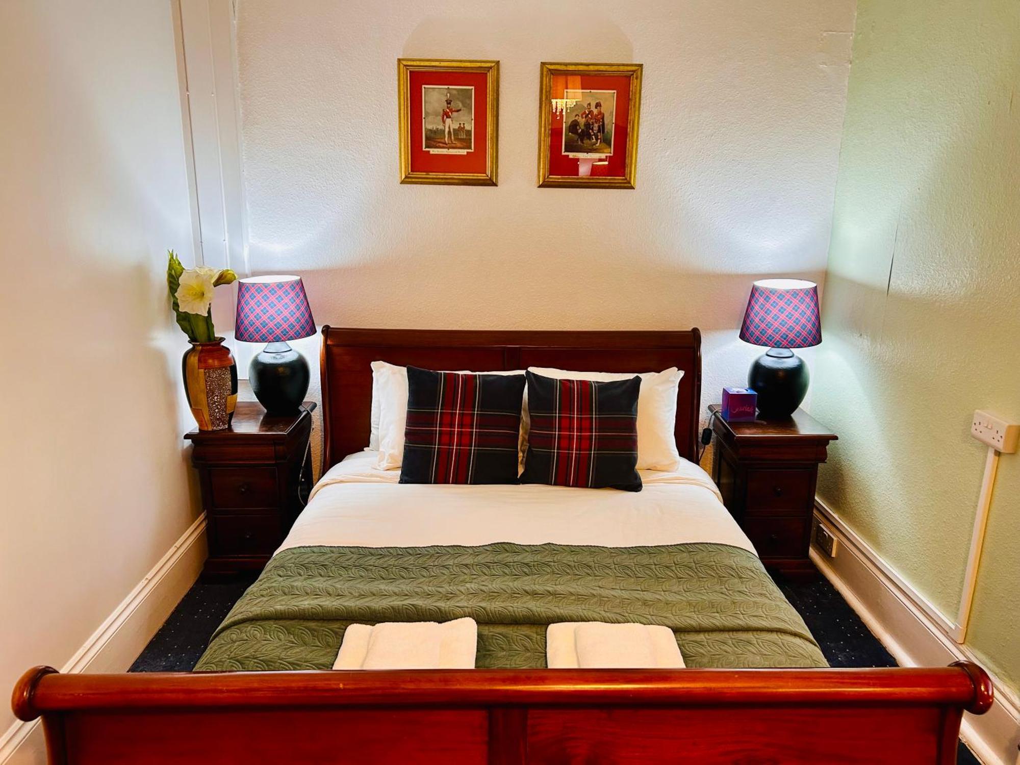 Clarence Quarters Self-Catering Guest House Portsmouth Extérieur photo