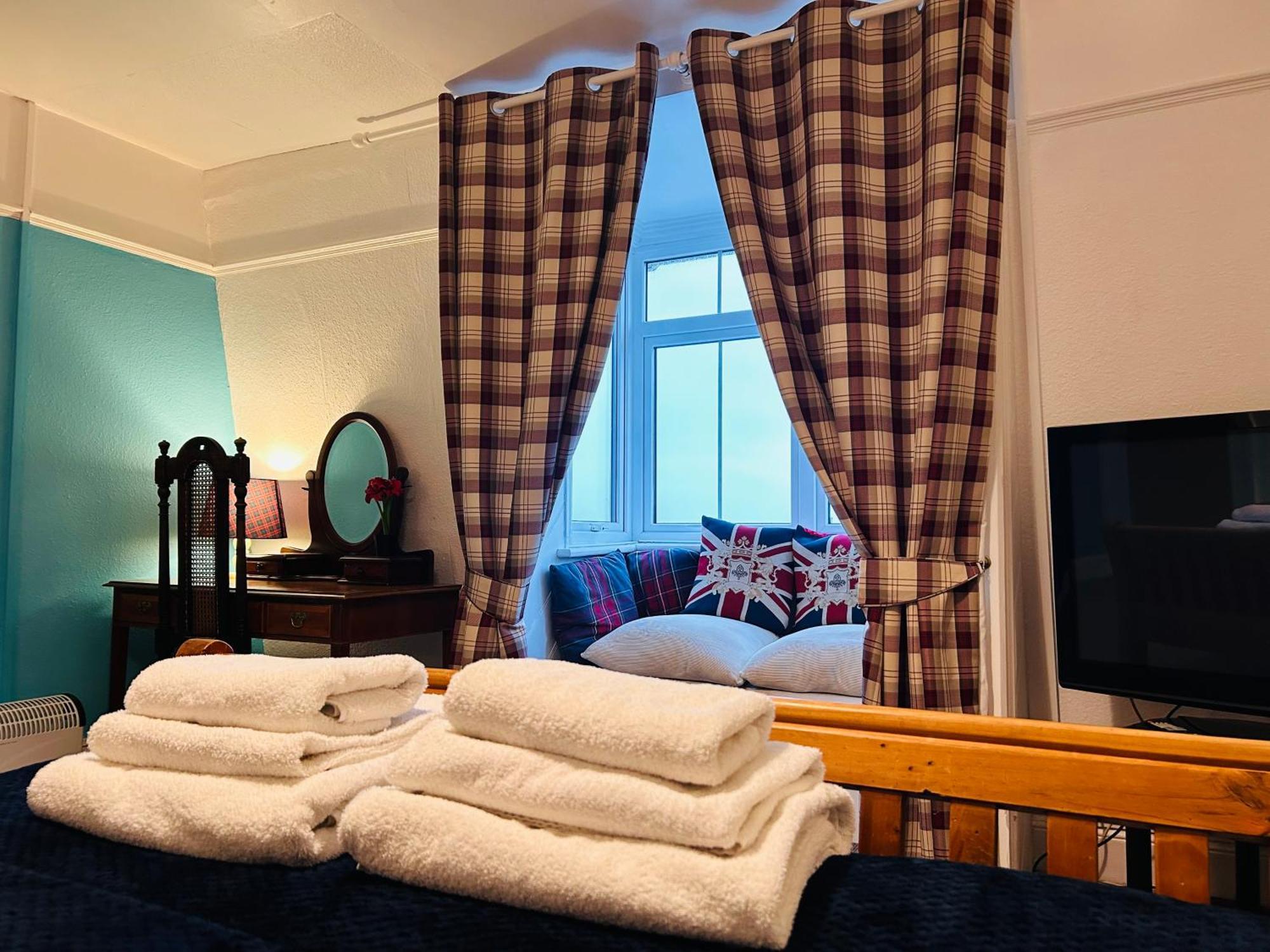 Clarence Quarters Self-Catering Guest House Portsmouth Chambre photo
