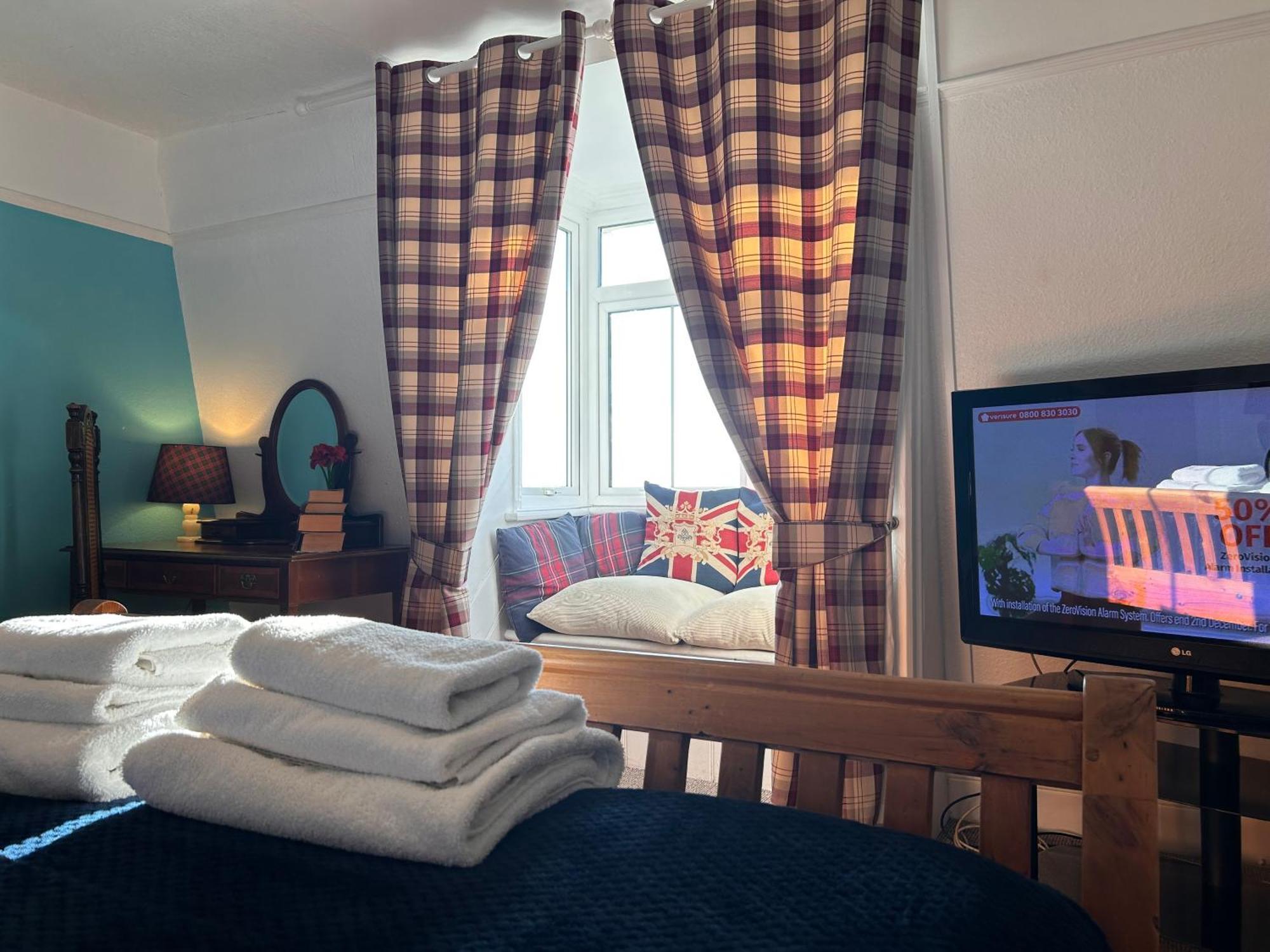 Clarence Quarters Self-Catering Guest House Portsmouth Extérieur photo