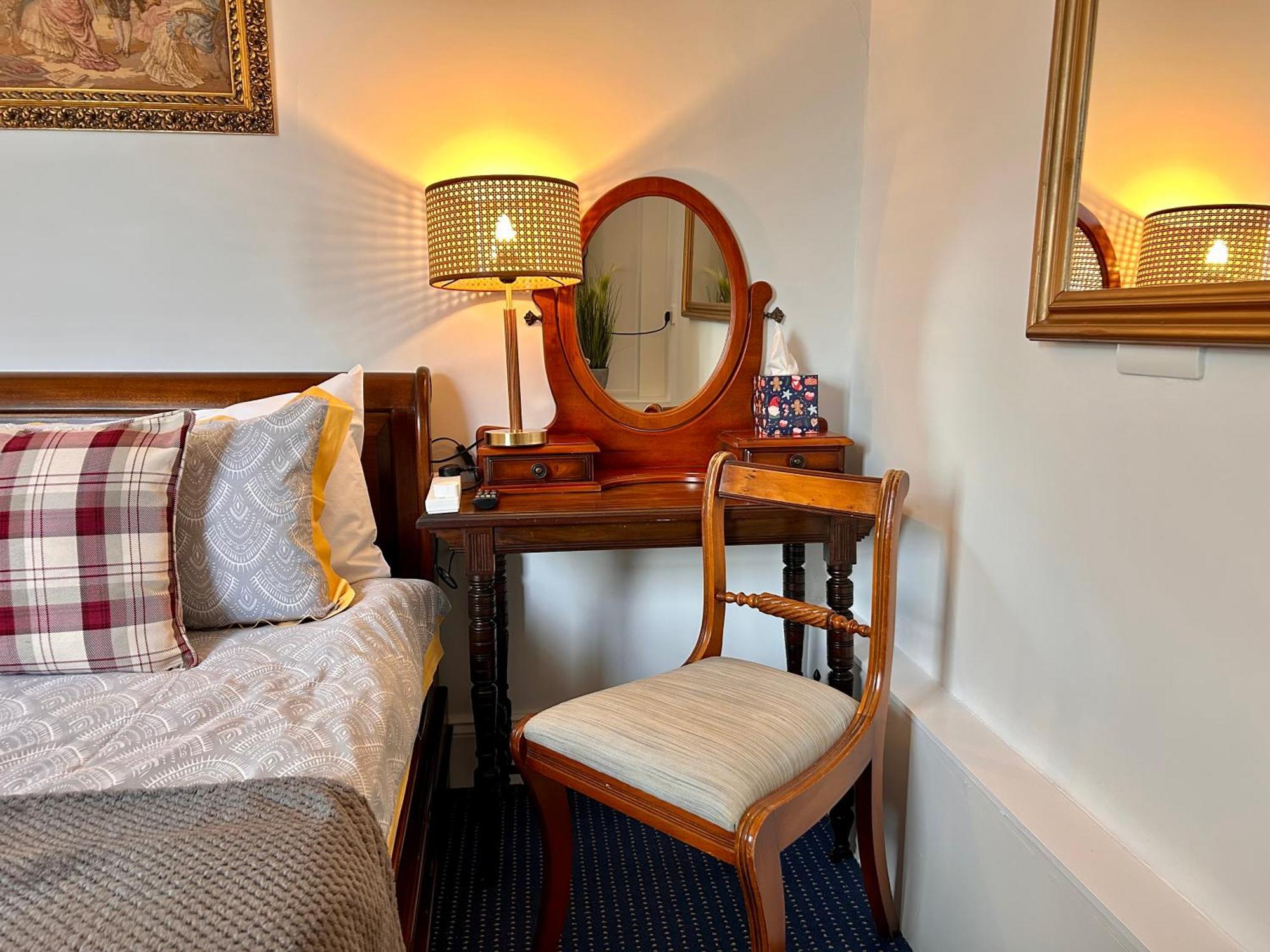 Clarence Quarters Self-Catering Guest House Portsmouth Extérieur photo